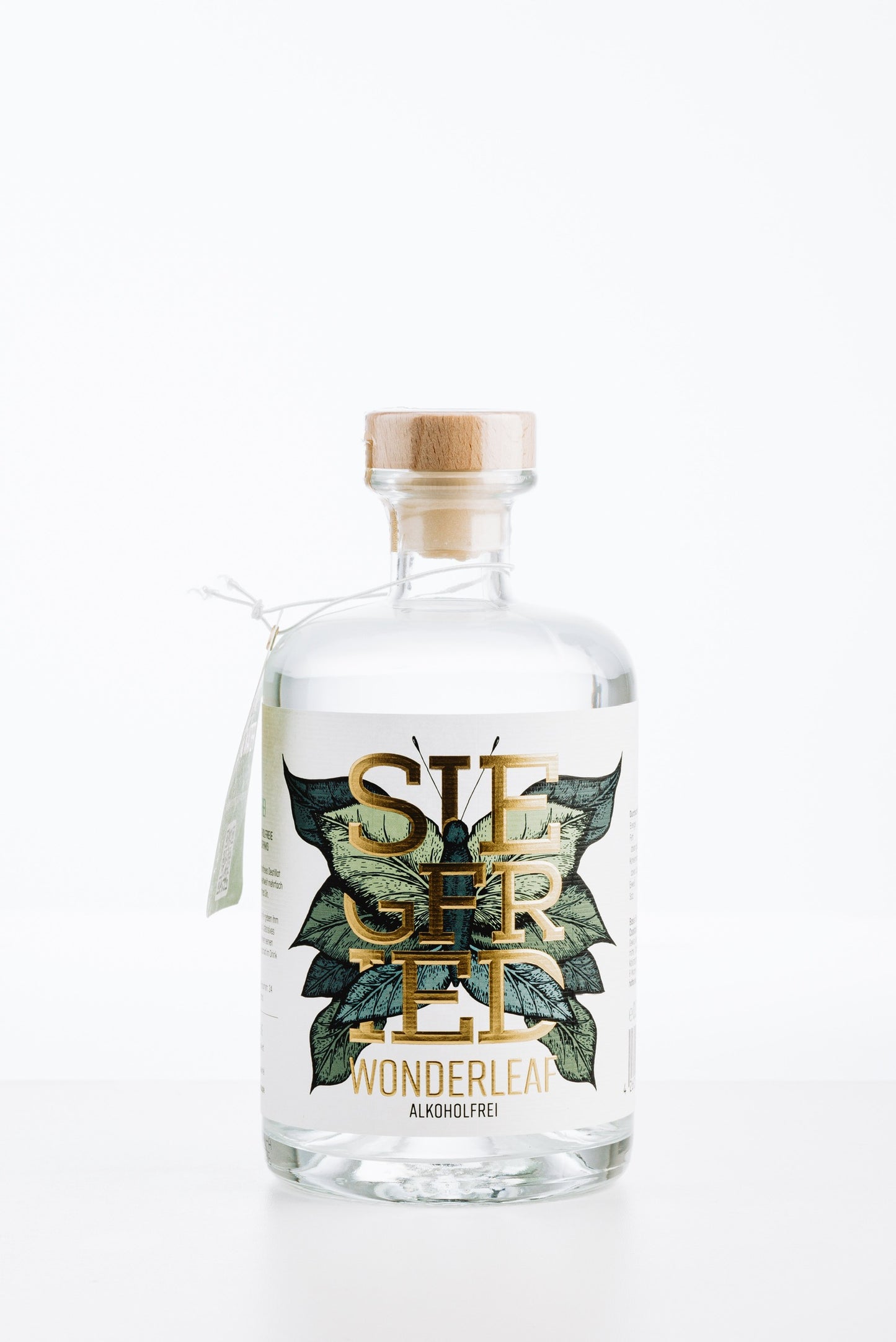 Siegfried Wonderleaf alkoholfrei – Flasche mit gold-grünem Etikett, Holzverschluss und klarer Flüssigkeit, perfekt als alkoholfreie Gin-Alternative mit Tonic