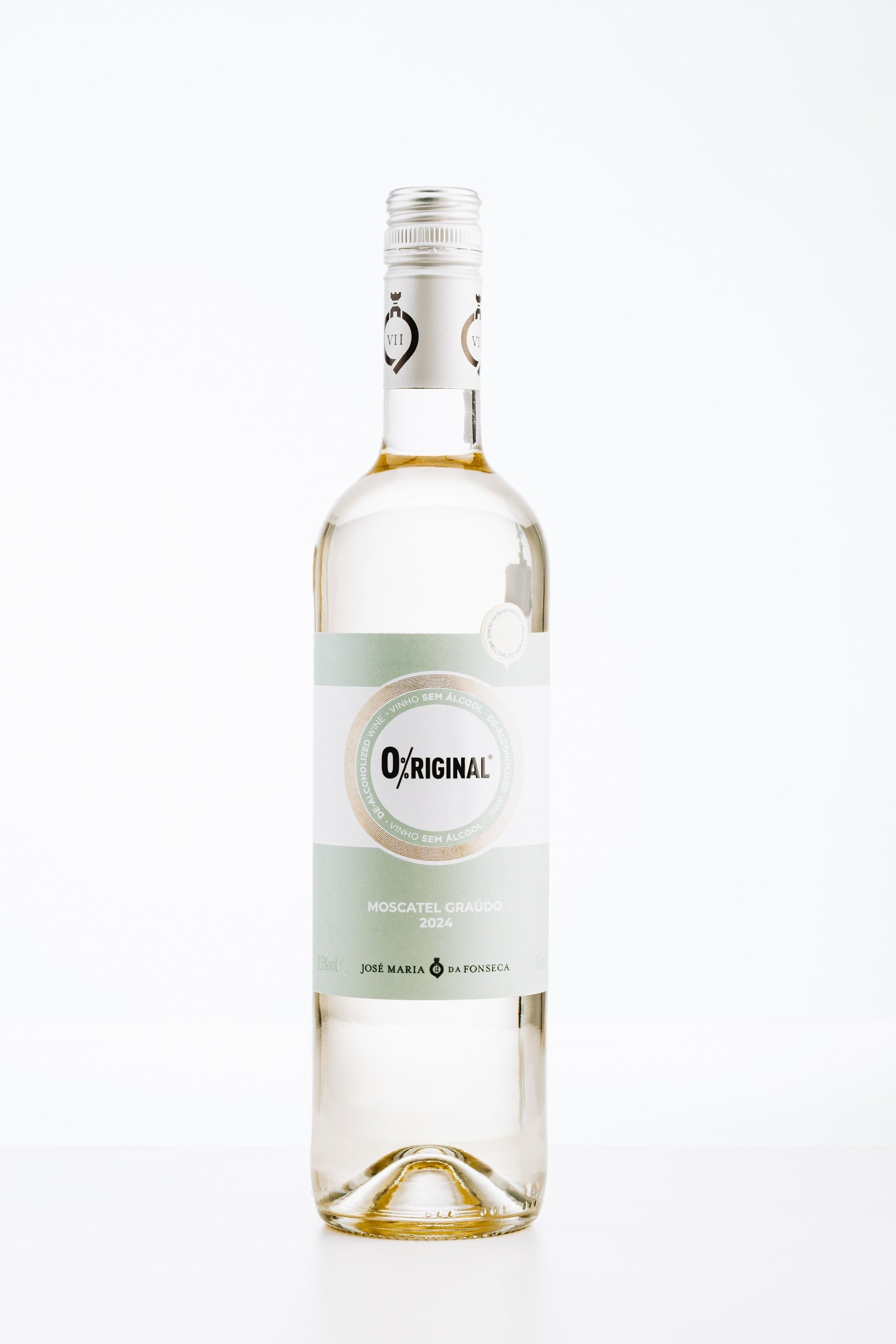 O%riginal Alcohol Free Weiß – blumig-frischer alkoholfreier Weißwein mit Muskateller-Aromen, klar und lebendig.
