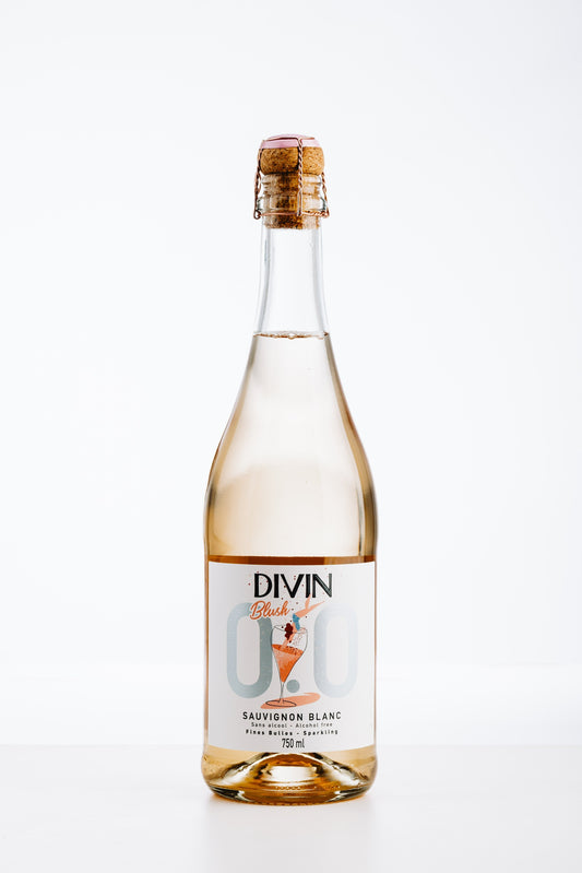 DIVIN Sparkling Blush alkoholfrei – eleganter Rosé-Schaumwein mit zarter Farbe, feiner Perlage und fruchtigen Aromen.