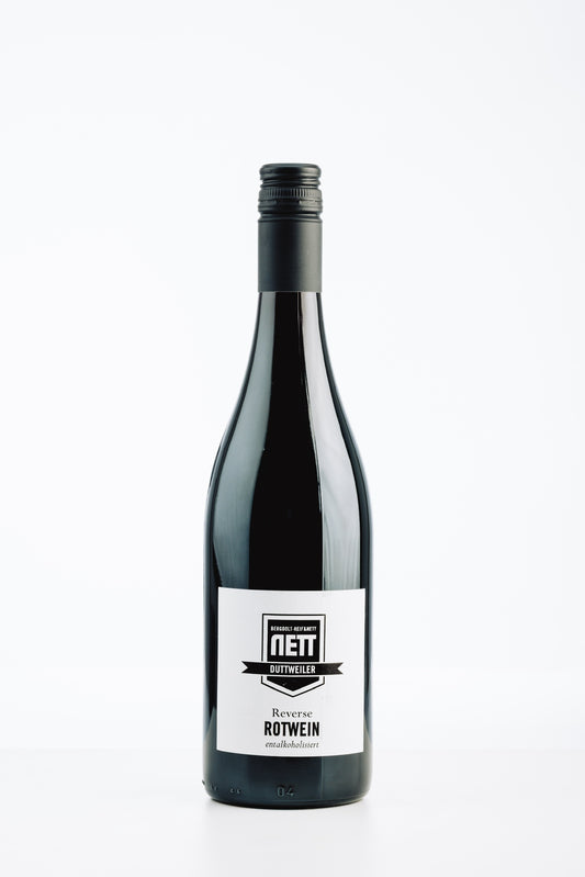 Reverse Rotwein alkoholfrei von Bergdolt-Reif & Nett – leichter Rotwein mit Aromen von Erdbeeren, Brombeeren und sanfter Säure.