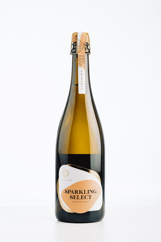 Zeronimo Sparkling Select alkoholfrei – goldgelber alkoholfreier Schaumwein mit feiner Perlage in eleganter Flasche
